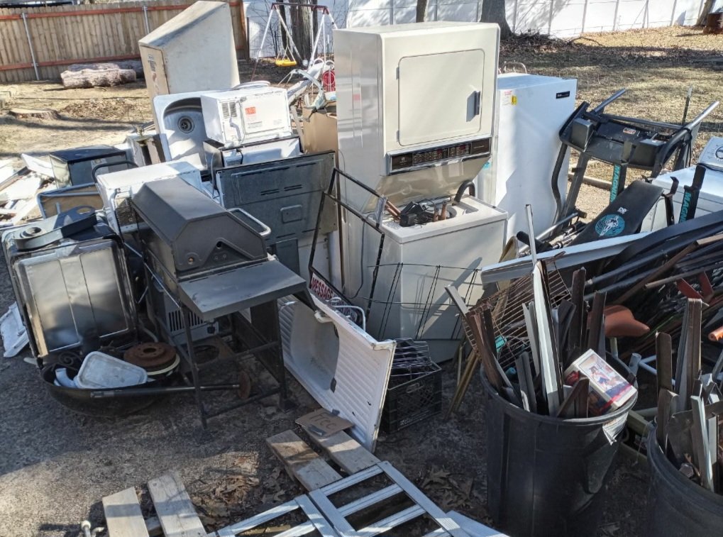 Pile of junk appliances